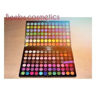 168 Colors eyeshadow palette 