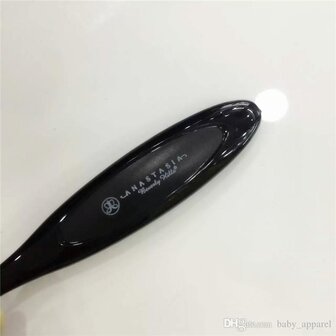 Anastasia beverly hills oval foundation brush