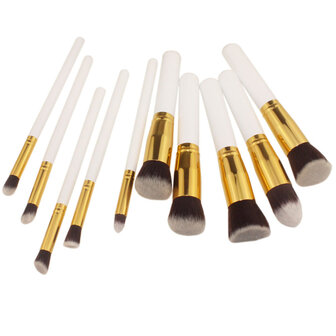 foundation blending brushes