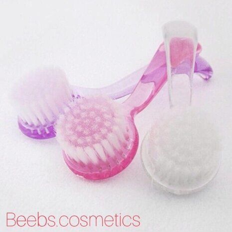 Face cleaning brush