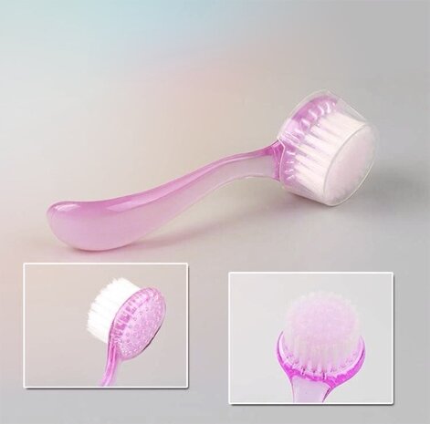 Face cleaning brush